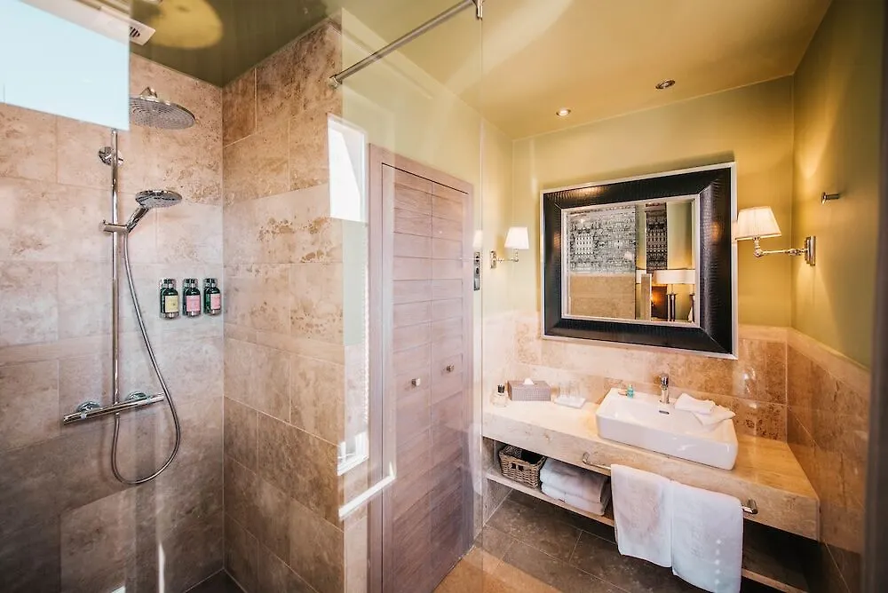On Holdbaltazar Boutique Hotel ブダペスト ハンガリー